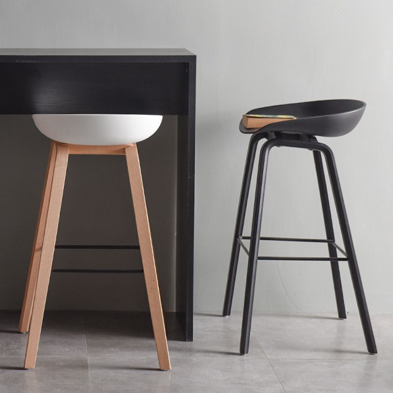 Modern Beech Bar Stool Backrest Bucket Counter Height Stool with Plastic Seat