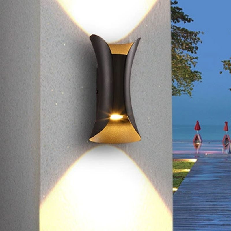 Wandleuchte minimalistische LED -Metallwand montiertes Licht montiert