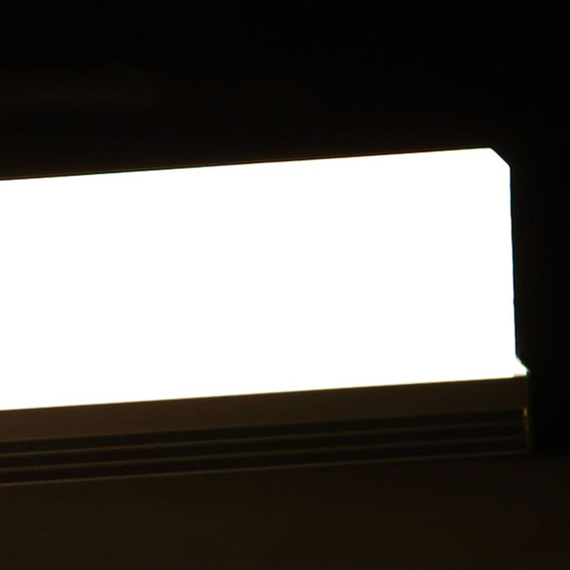 1-Light Linear Wall Sconce Modern Simple Style Mirror Wall Lighting in Silver