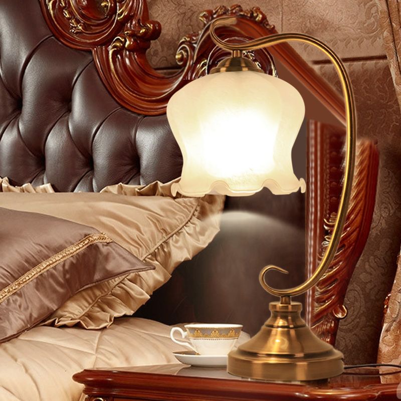 Lampe de table de nuit de lanterne de style moderne