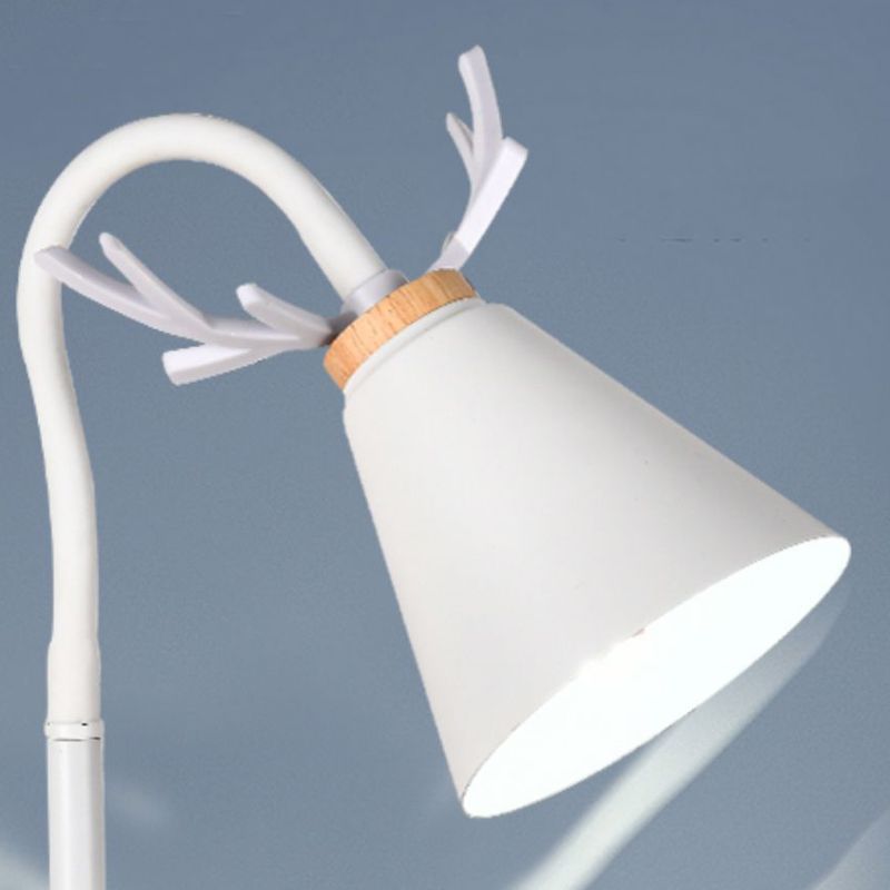 Modern Antlers Table Lamp Colorful Single Light Desk Lamp with Wood for Bedroom