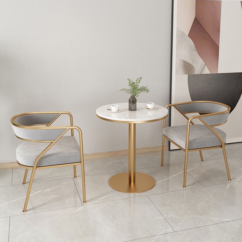 Silla de comedor con brazo de metal Glam, respaldo abierto, silla lateral para uso doméstico