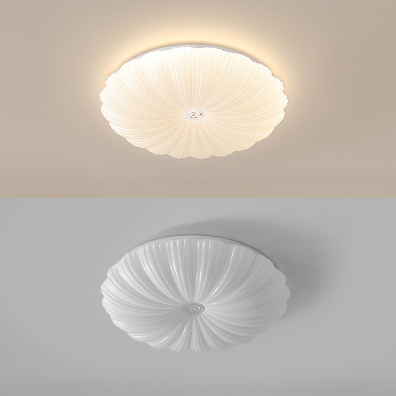 Round Shape Metal Flush Light Modern Style 1 Light Flush Mount Ceiling Lights in White