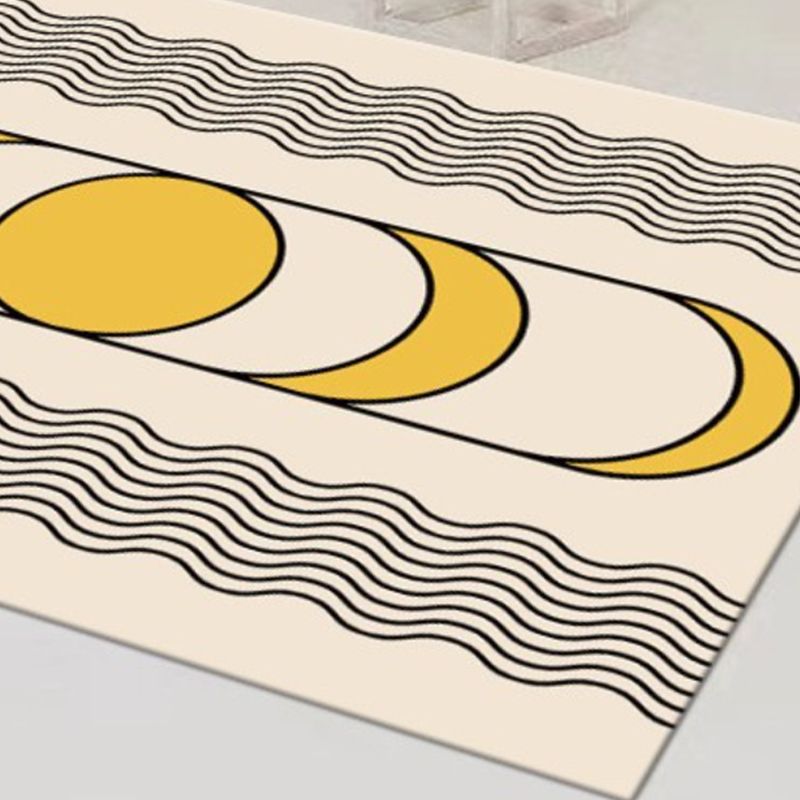 Modern Yellow Rug Polyester Circle Rug Tear Resistant Rug for Living Room