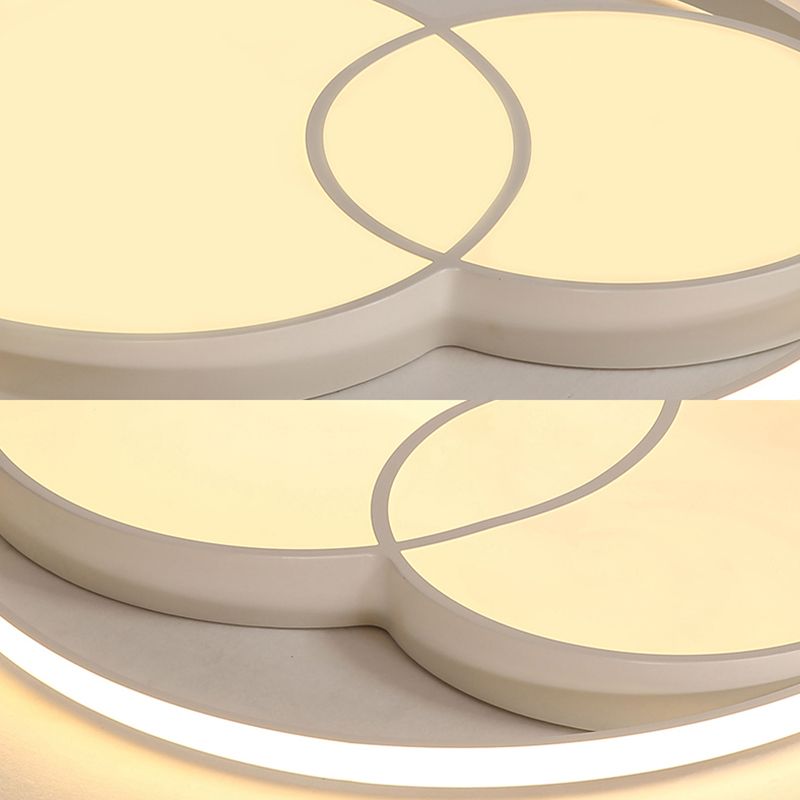 2 Crossed Circle Ceiling Flush Mount Modern Metal Black/White Integrated LED Bedroom Flush Mount Lighting in Warm/White