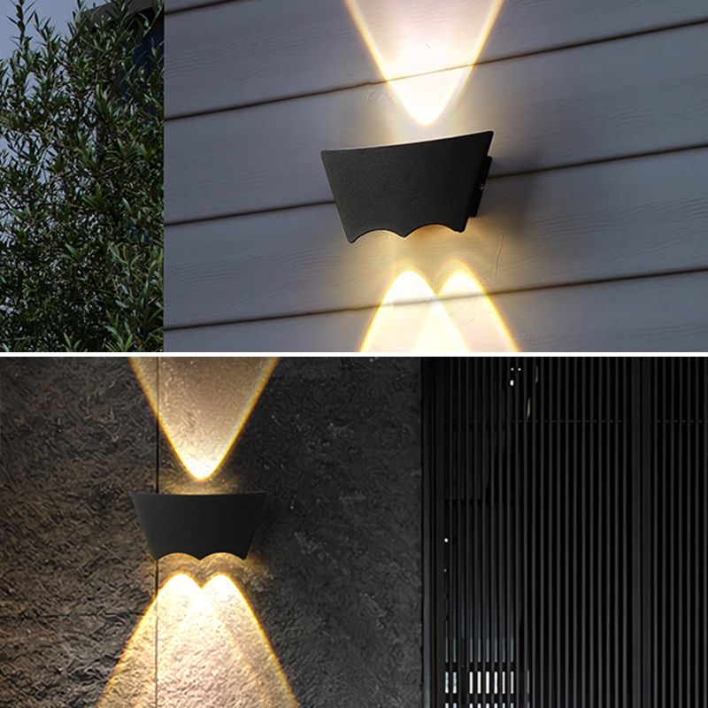 Modern Style Geometry Shade Wall Sconce Metal 3 Light Sconces for Outdoor