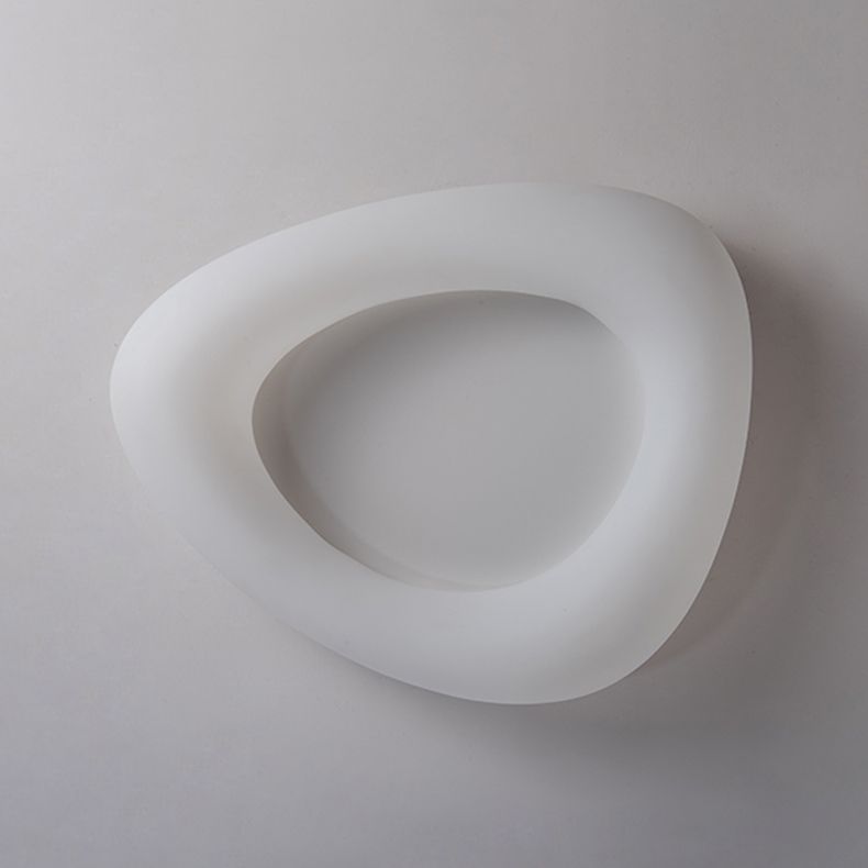 Lámpara nórdica de montaje en techo LED de metal con iluminación empotrada de geometría en blanco para sala de estar