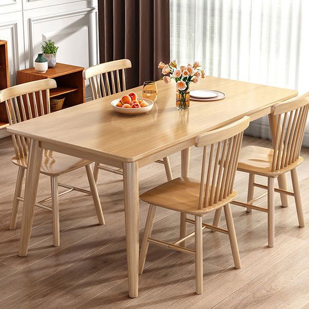 Mesa de comedor de estilo simple madera de goma de madera maciza con 4 patas mesa base en color de madera