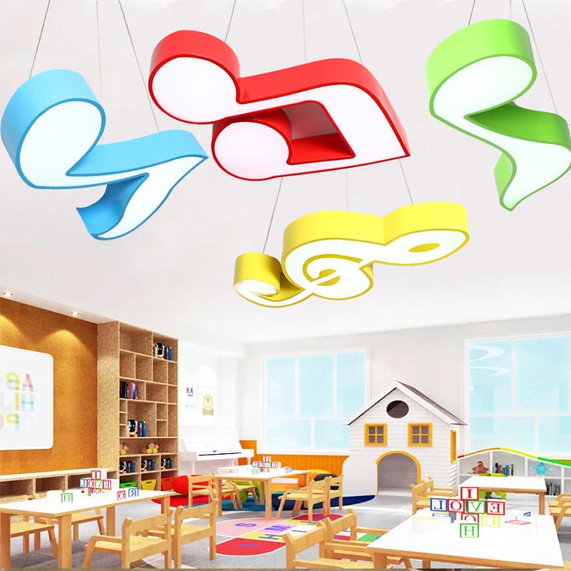 Metal Note Forme Hanging Lights Modern Style 1 Light suspendu Mount Symiss pour chambre à coucher