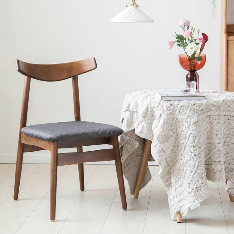 Silla de comedor de estilo escandinavo de madera, silla sin brazos con respaldo abierto acolchado para el hogar