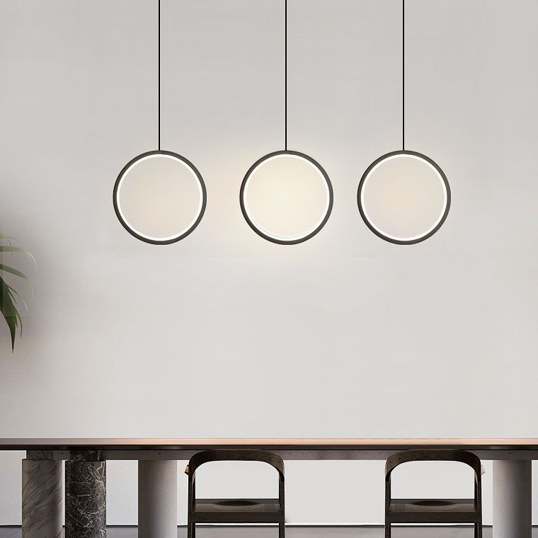 Kreisförmiger Acryl -LED -Anhänger Licht im modernen prägnanten Stil schmiedeeisern hängendes Licht für Esszimmer