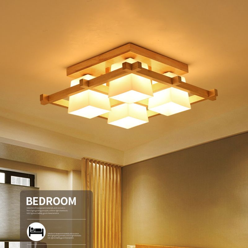 Geometrische Deckenleuchte in Holzfarbe im modernen, prägnanten Stil für den Innenbereich aus Holz mit Glasschirm