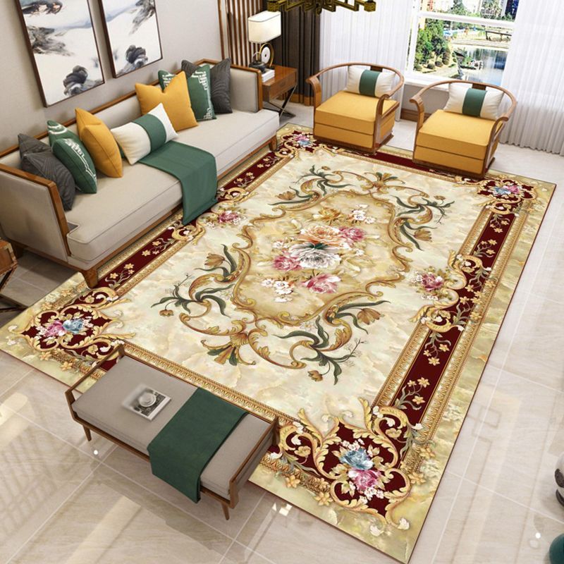 Victoria Floral Pattern Rug White Polyster Carpet Washable Area Carpet for Living Room