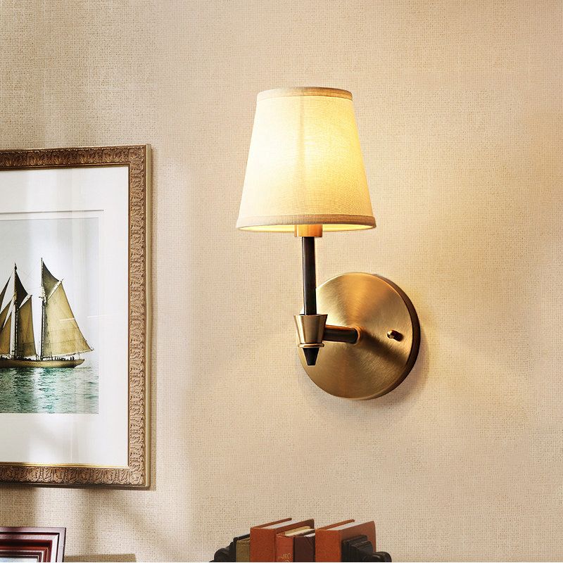 Lampe à lecture de lumière unique lampe à paroi conique traditionnelle en tissu applicable Lumière en blanc pour l'étude