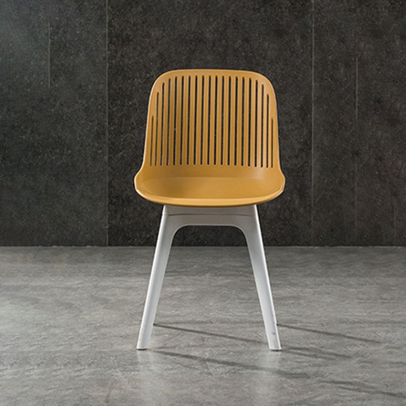 Nordic Style Armless Side Chairs Plastic Chairs with Plastic Legs for Home Use
