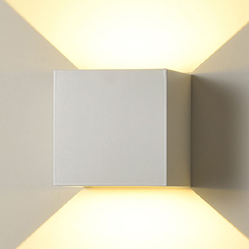 Simplicité Éclairage mural à LED Pince d'éclairage mural carré avec nuance en métal