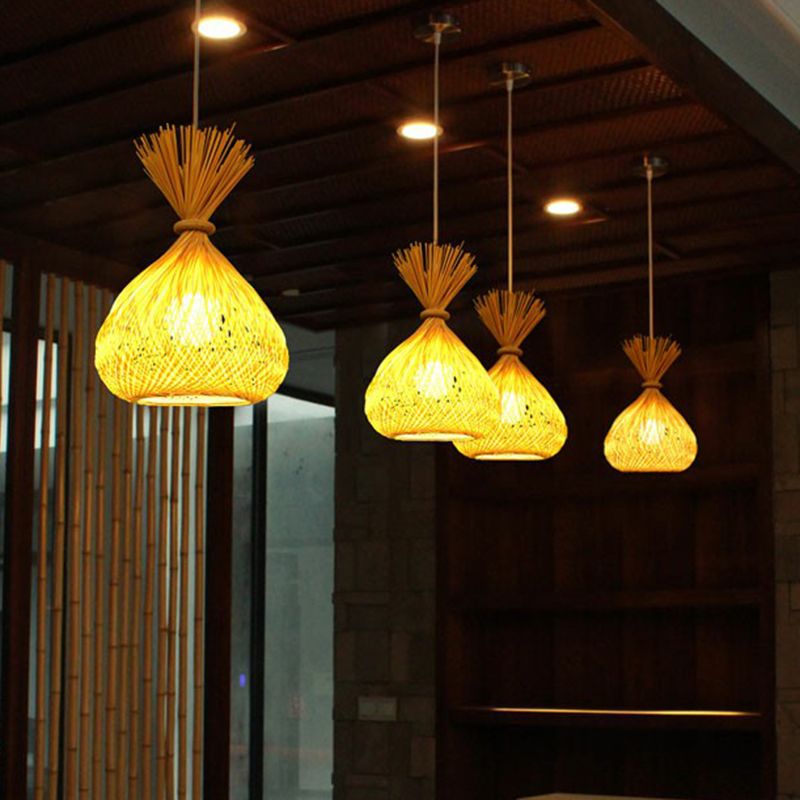 Onion Shaped Dining Room Pendant Bamboo Single-Bulb Asian Hanging Light in Beige