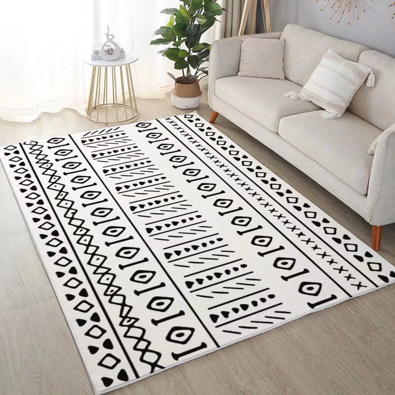 White Modern Rug Polyester Pattern Rug Stain Resistant Rug for Living Room