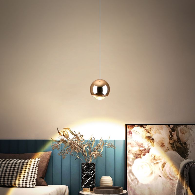 Postmoderne Aluminium -Anhänger Light Globe Form Hanging Anhänger für Wohnzimmer