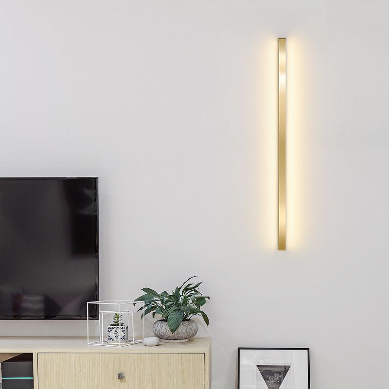 Linear Shape Metal Wall Light Modern Style Single Light Wall Lighting Idea