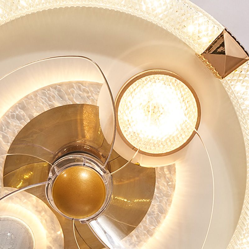 Smart Bluetooth Music Runde Lüfterlampe Minimalistische Acrylschlafzimmer halb Flush Licht in Weiß