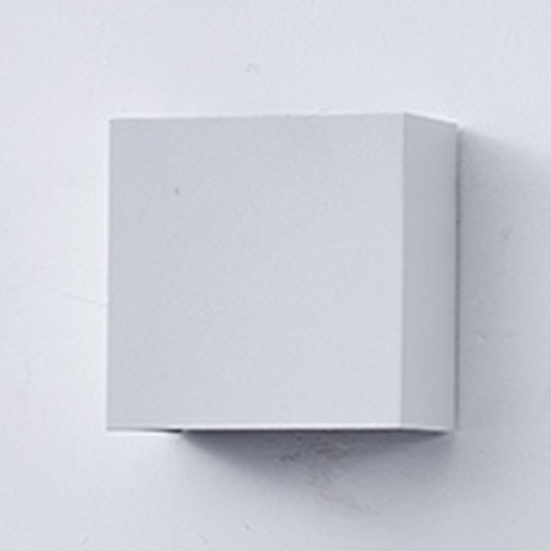 Nordic Style Wall Light Square Shape Wall Lamp with Aluminum Shade for Bedroom