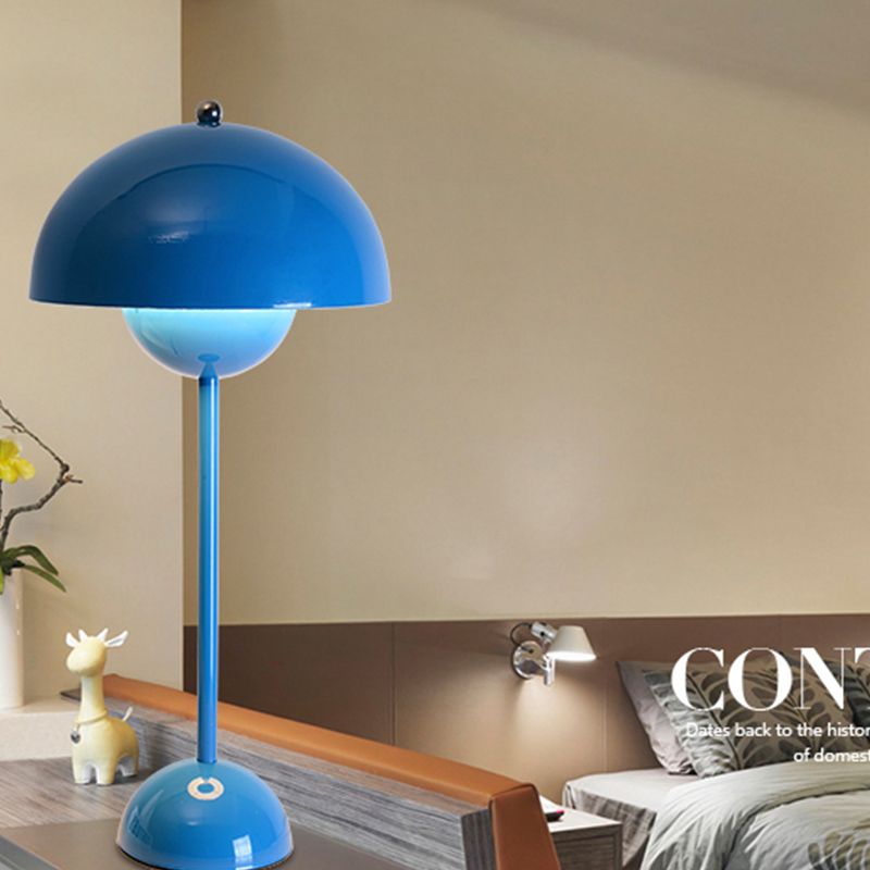 Lampes de table de nuit en métal dôme de style moderne 1 lampe de table légère