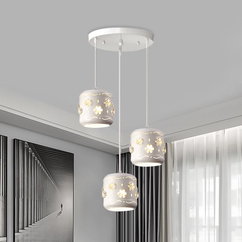 Fer Drum Multi-pendentif Fixture modernisme Light White Plafond Light Light With Flower Crystal incrusté de conception