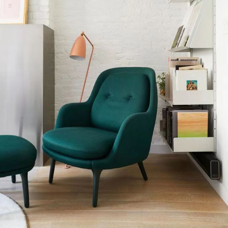 Modern Style Arm Chair Wood Solid Back Dining Room Chair for Home