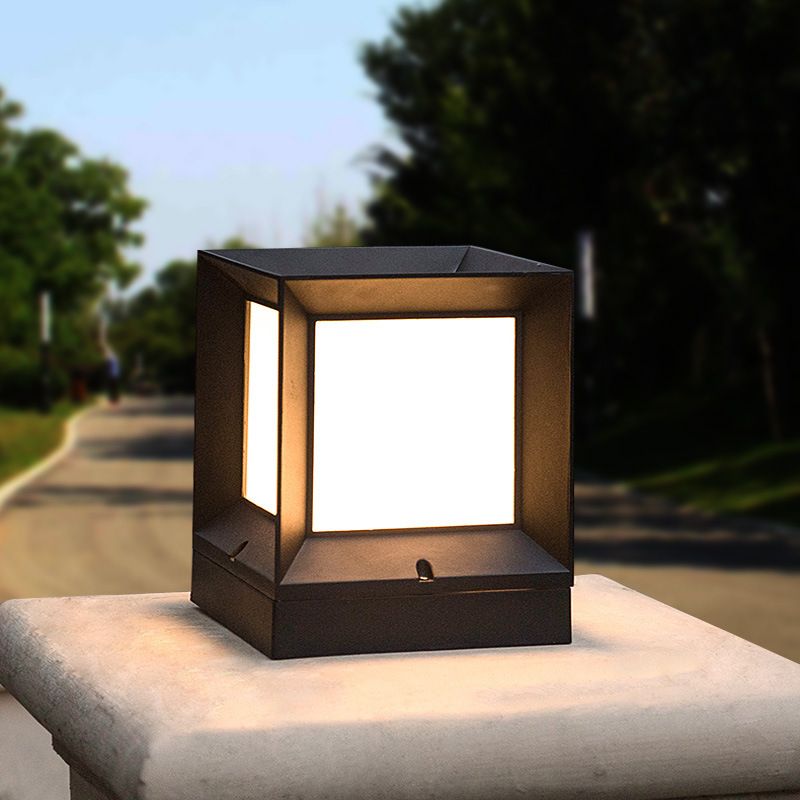 Rectangle Shape Pillar Lamp Metal Waterproof Outdoor Light for Garden