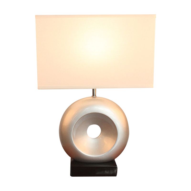 Resin zilver/zwarte tafel lichtcirkel 1 bol overgangs nachtkastje licht met rechthoek/trommelstoffabricages