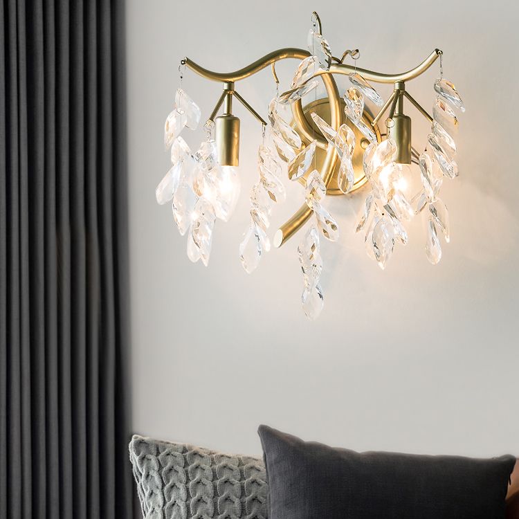 Unique Shape Metal Wall Lighting Modern Style 2 Lights Wall Mounted Light in Gold