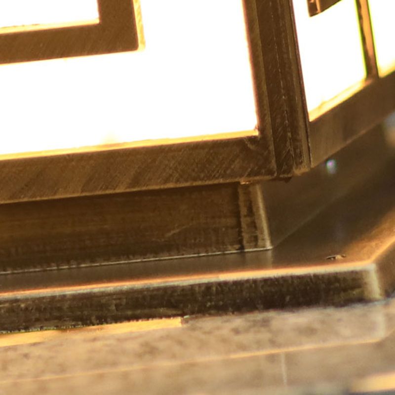 Simple Geometric LED Solar Lighting Fixture with Acrylic Shade for Garden