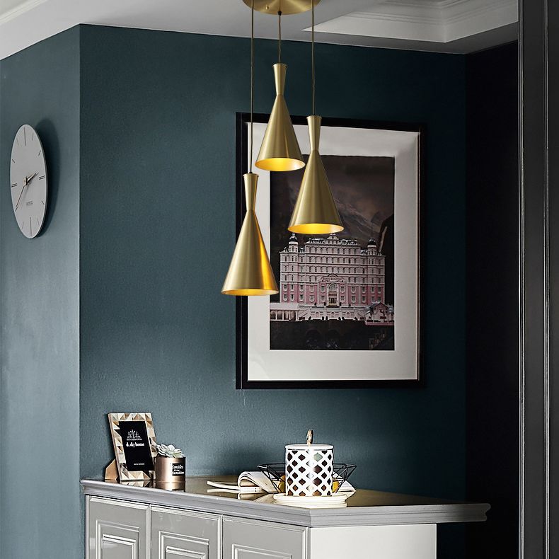 Horn Shaped Restaurant Hanging Light Metallic Postmodern Style Suspension Pendant Lamp