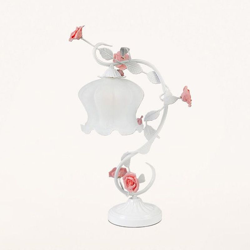 1 Bulb Floral Table Lamp Traditional White/Green Frosted White Glass Night Light for Living Room
