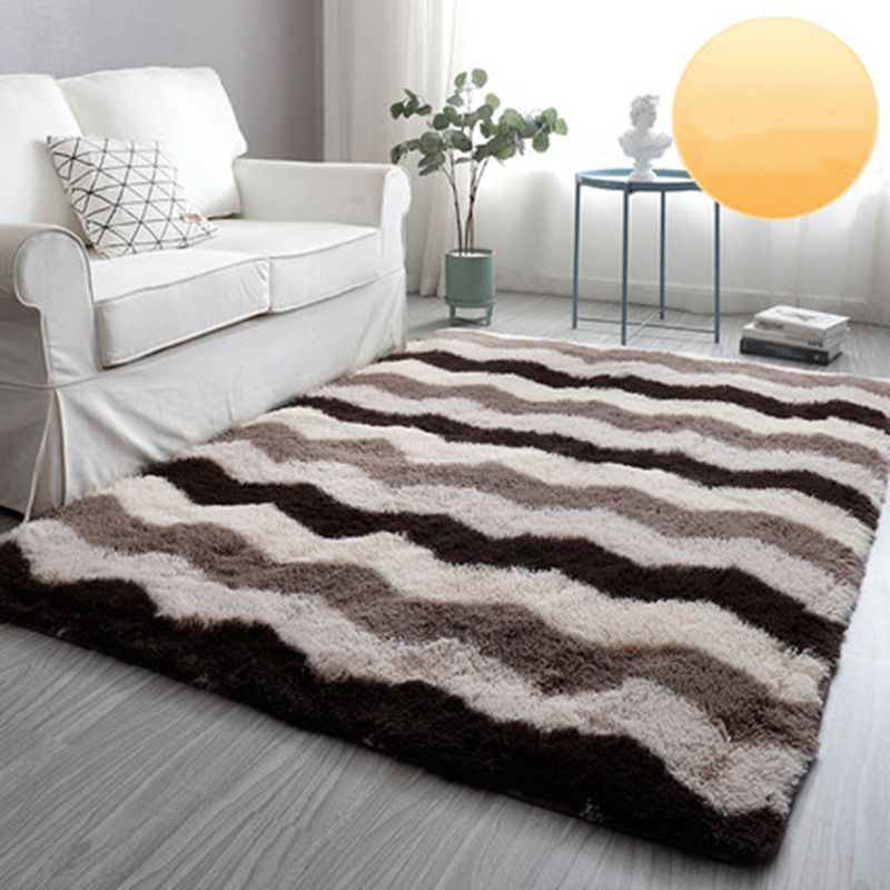 Dark Brown Wave Rug Polyester Modern Rug Non-Slip Backing Rug for Home Decor