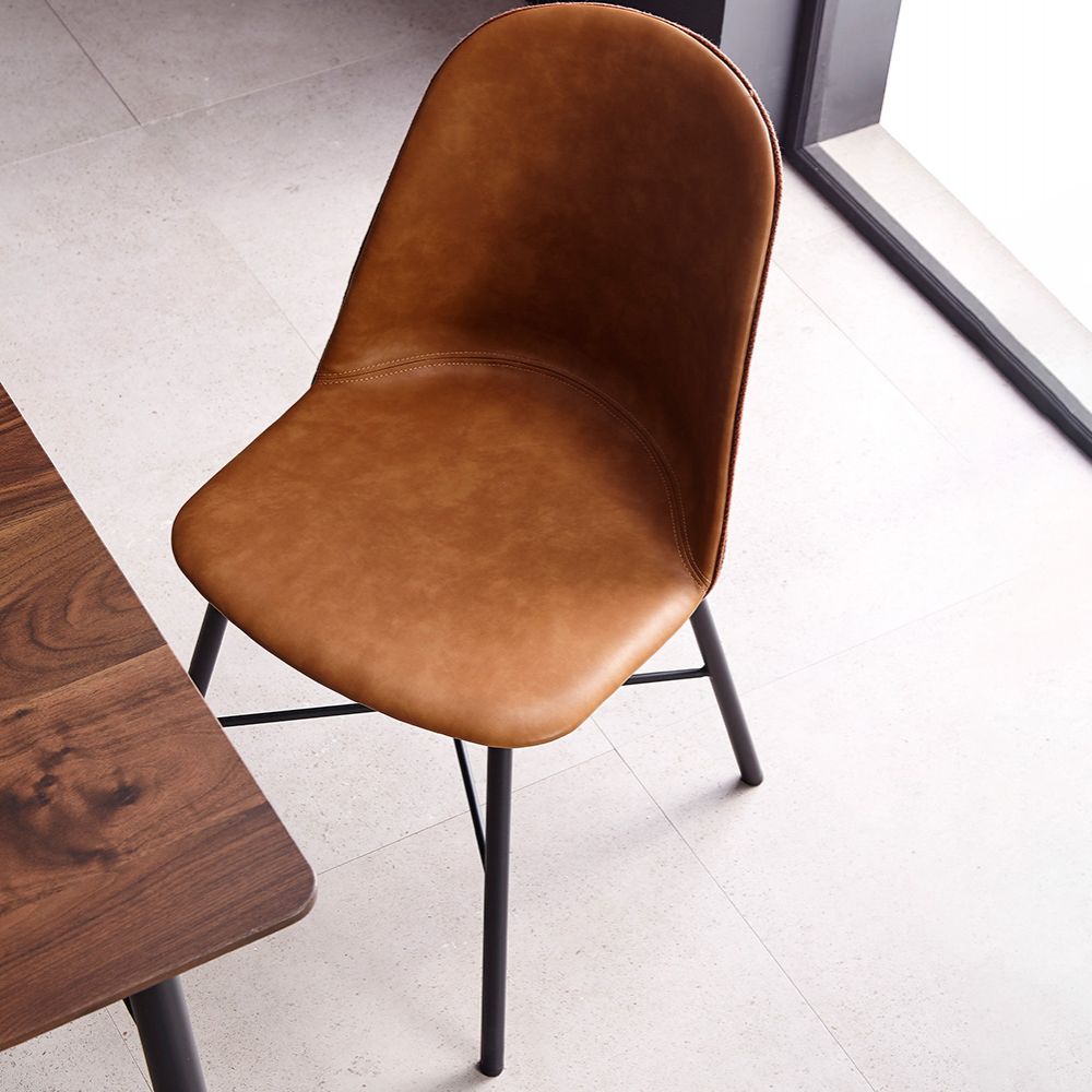 Sillas de comedor modernas sin brazos, respaldo sólido, silla lateral de comedor con patas negras (juego de 2)