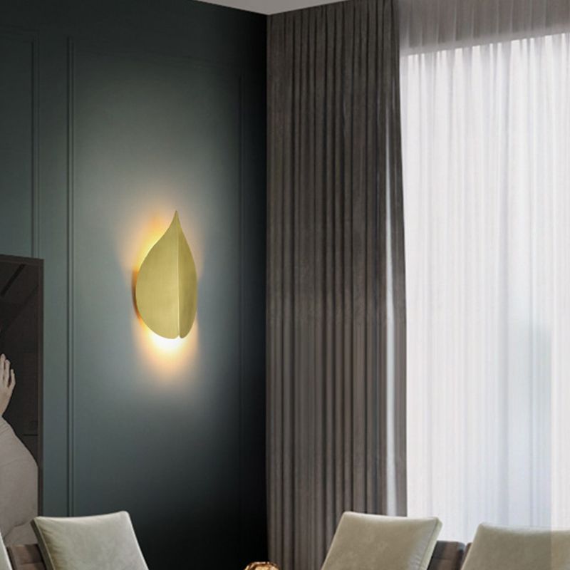 Leaf Shape 1 - Light Wall Mount Light Solid Brass LED Post Modern Wall Light in Gold