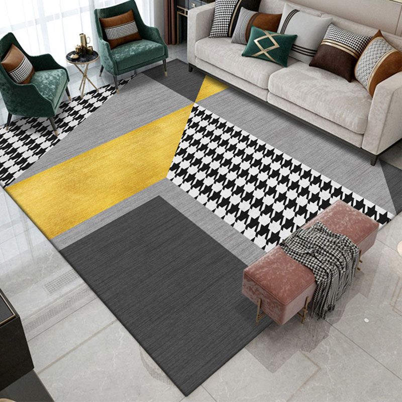 Orange Modern Carpet Polyester Striped Carpet Non-Slip Backing Carpet for Living Room