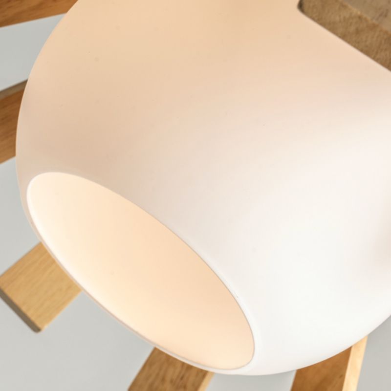 Minimaliste moderne à la lampe suspendue à la lampe en bois de bois avec une teinte en verre