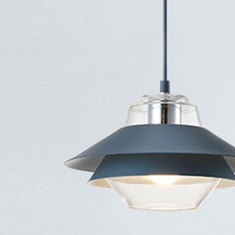 Macaron Small Pendant Lampe Suspension Light avec une teinte en verre pour salle à manger