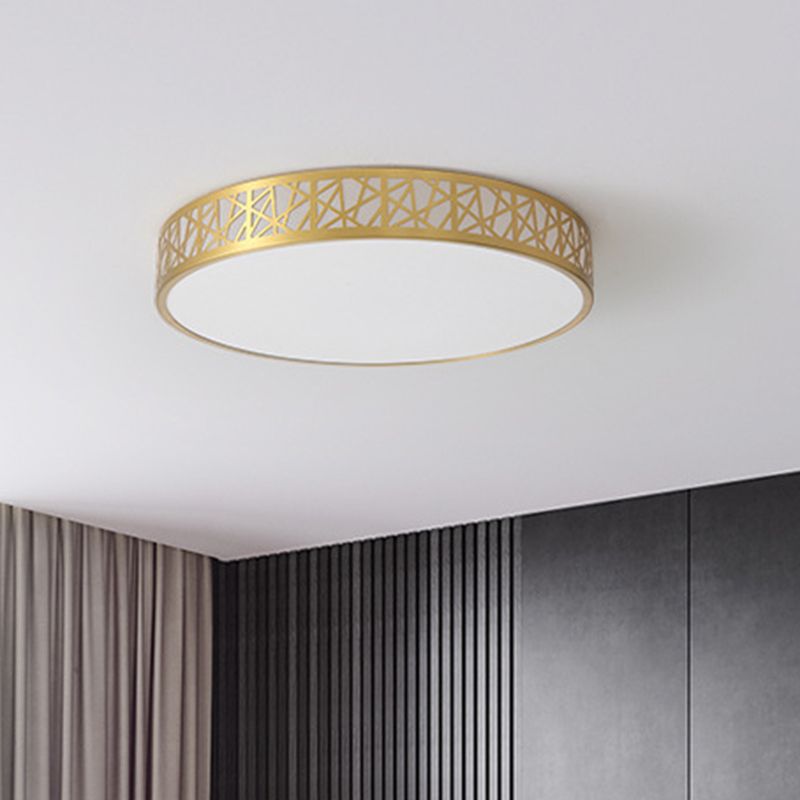 Geometrisch geformte Deckenleuchte aus Messing, minimalistische Acryl-LED-Einbauleuchte mit Nest-Design