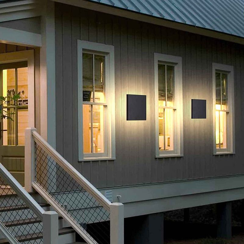 Geometric Shape Wall Lamp Modern Style Metal 1 Lights Wall Light in Black