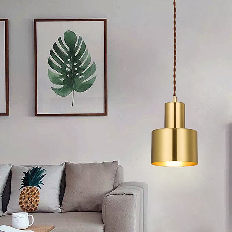 Gold Cylindrical Single Pendant Light Fon de fer forgé lampe pour les espaces intérieurs