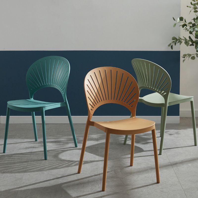 Silla de comedor escandinava de plástico, silla lateral con respaldo abierto para cocina