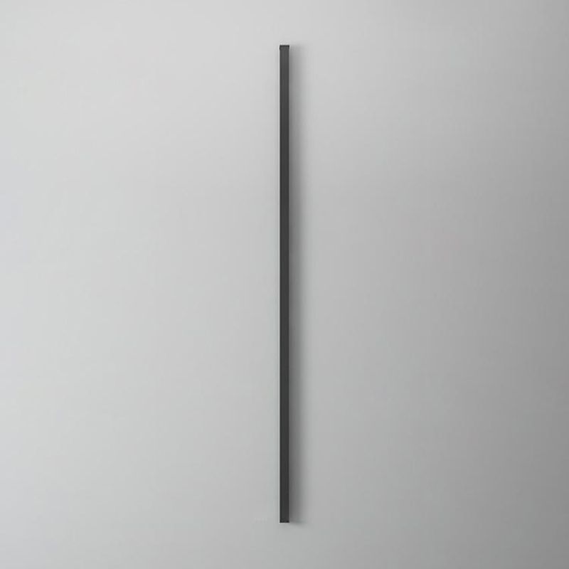 Linear Shape Metal Wall Light Modern 1-Light Wall Mount Lighting in Black