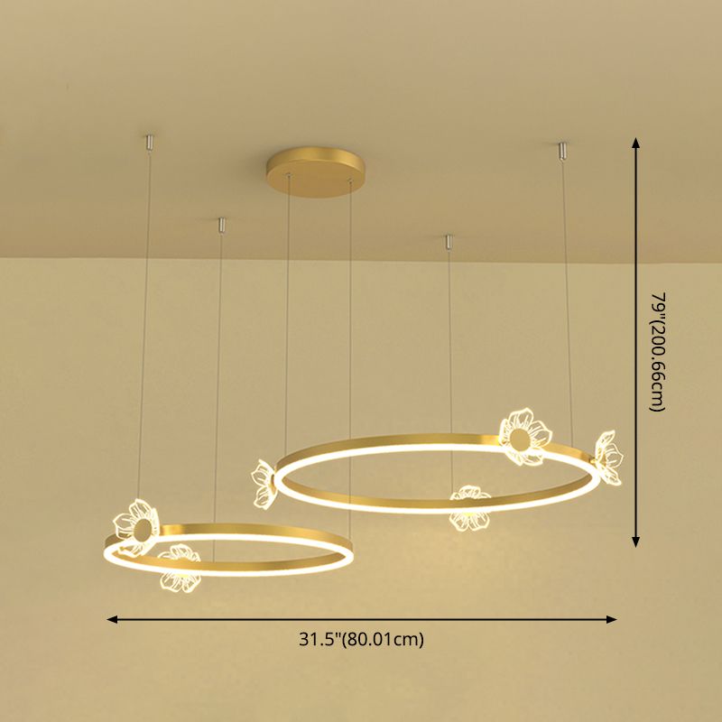 Lustre en or moderne