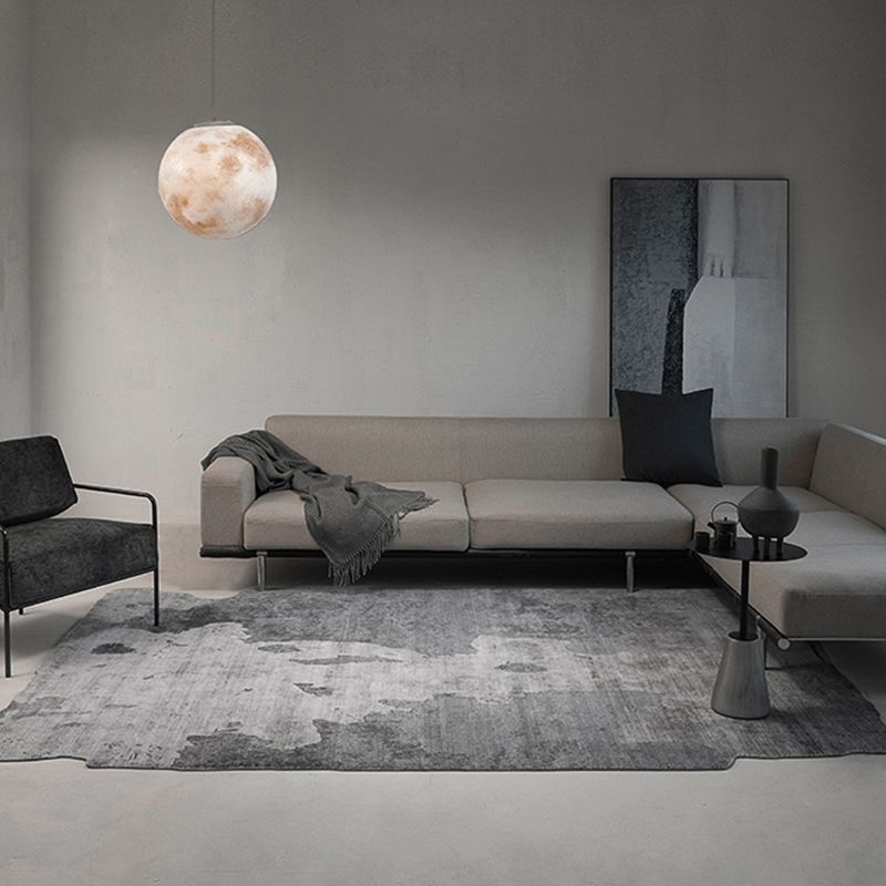 Trendy Washable Rug Modern Gray Polyester Rug Novelty Shape Carpet for Home Decor