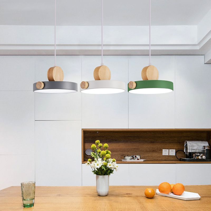 Forme de gâteau ronde Éclairage suspendu moderne Macaron Style Metal 1 Pendant léger