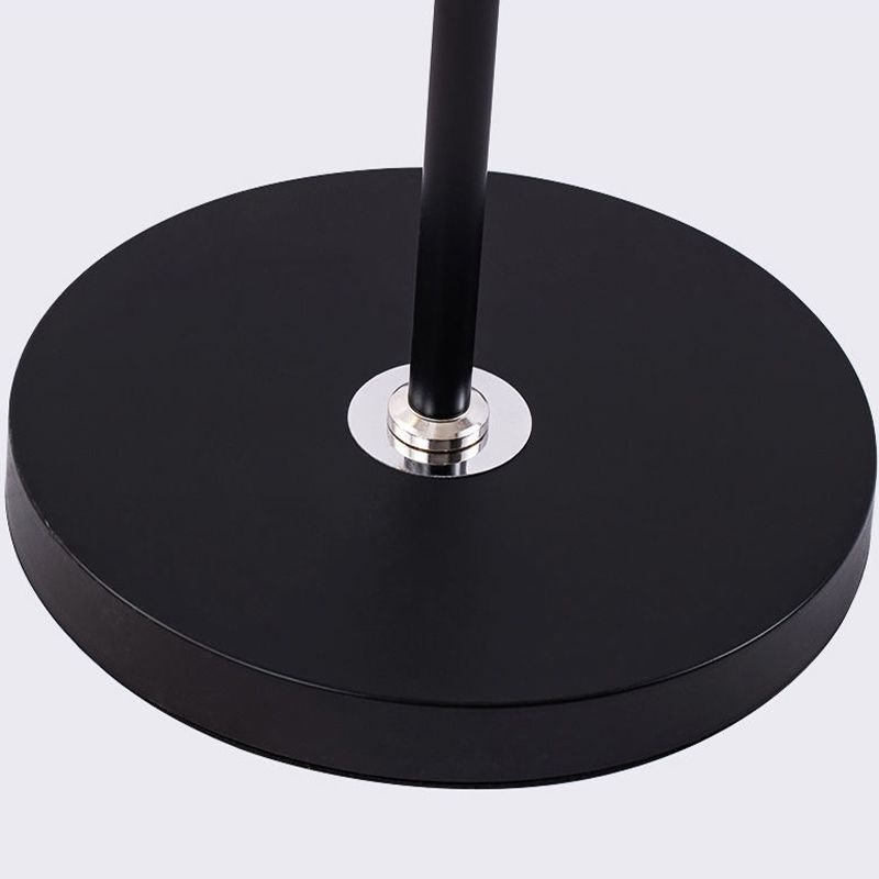 Moderne eenvoudige ijzeren vloerlamp kleurrijk lamp vloerlicht met stoffen schaduw voor slaapkamer